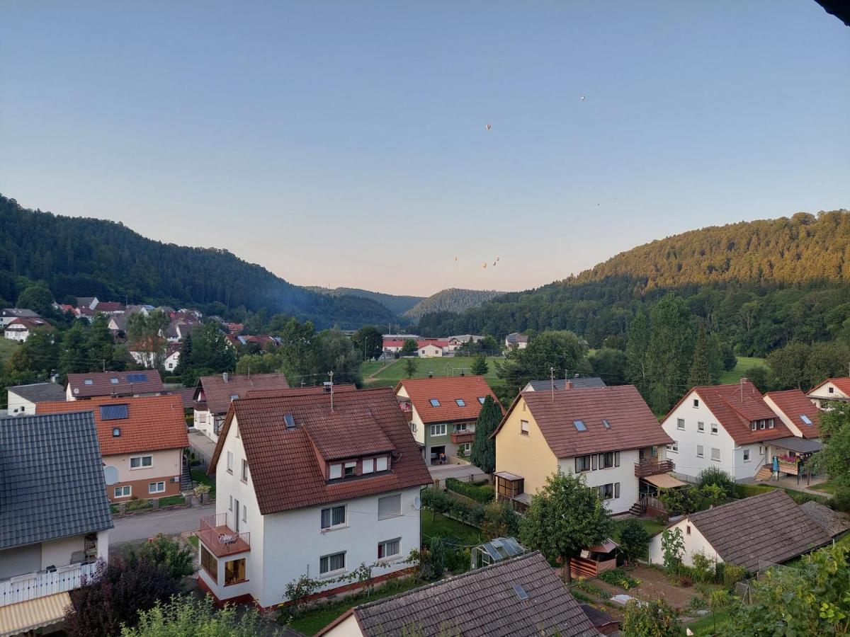 privates Zimmer in Unterkunft mit Glatttal Blick in Wasserschloss Nähe Sulz am Neckar Exterior foto